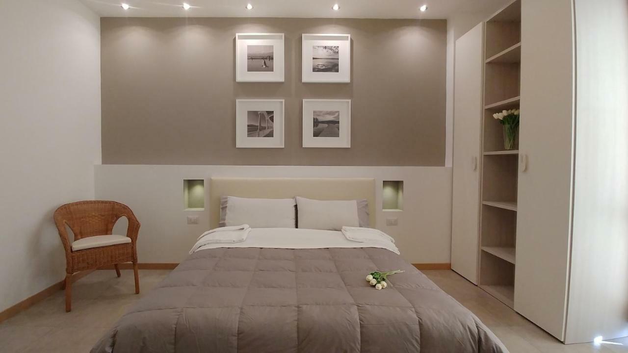 B&B Villa Monterosa Con Piscina Castronno Luaran gambar
