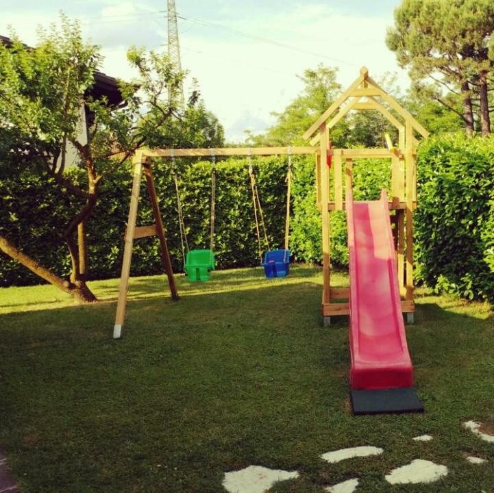 B&B Villa Monterosa Con Piscina Castronno Luaran gambar